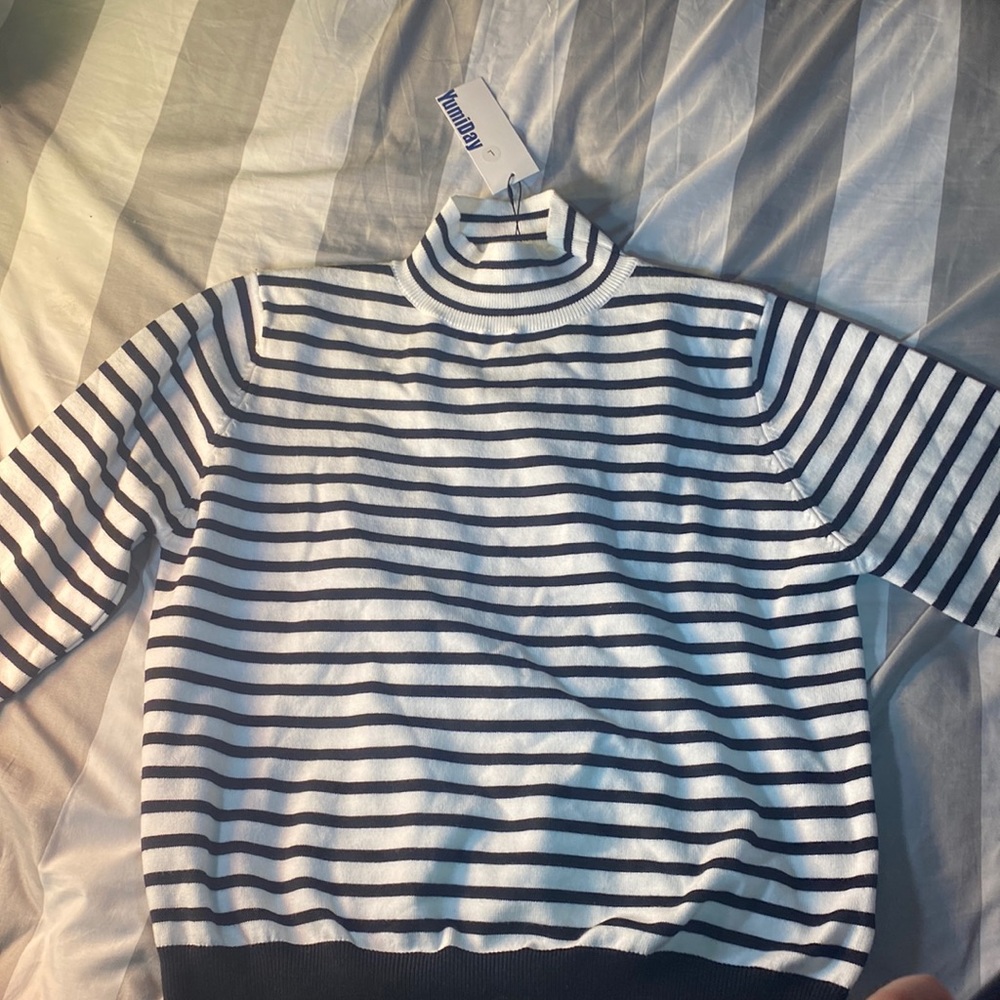Turtleneck sweater!